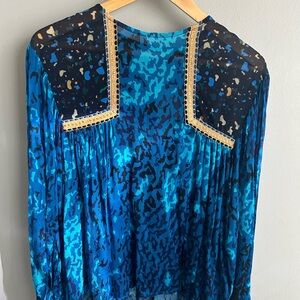 Anthropology blue patterned shirt - NWT